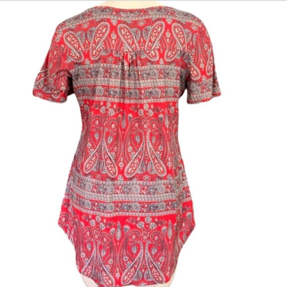 Halife Short Sleeve Henley Tunic Top Paisley Red Sz M #3E - Picture 5 of 7